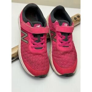 New Balance Kaymin v1 Hook and Loop sneakers pink kids size 2.5